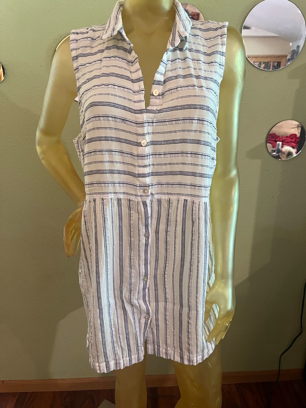 J. Jill Sleeveless Button-Front Striped Top